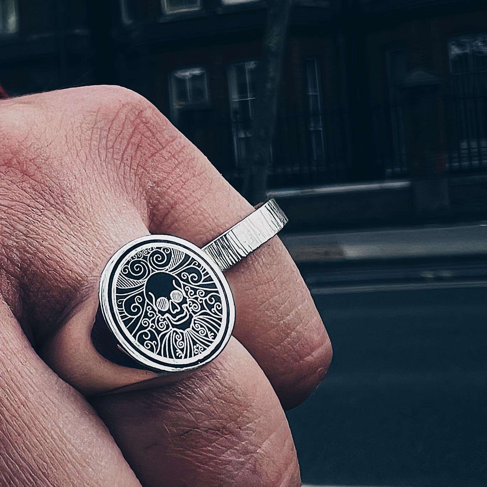 Memento Mori Silver Ring